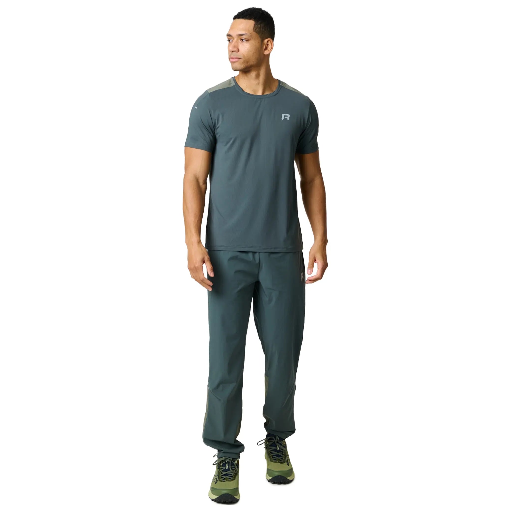 Model Front Reprimo Clima Dark Moss Khaki T-Shirt REP261-116